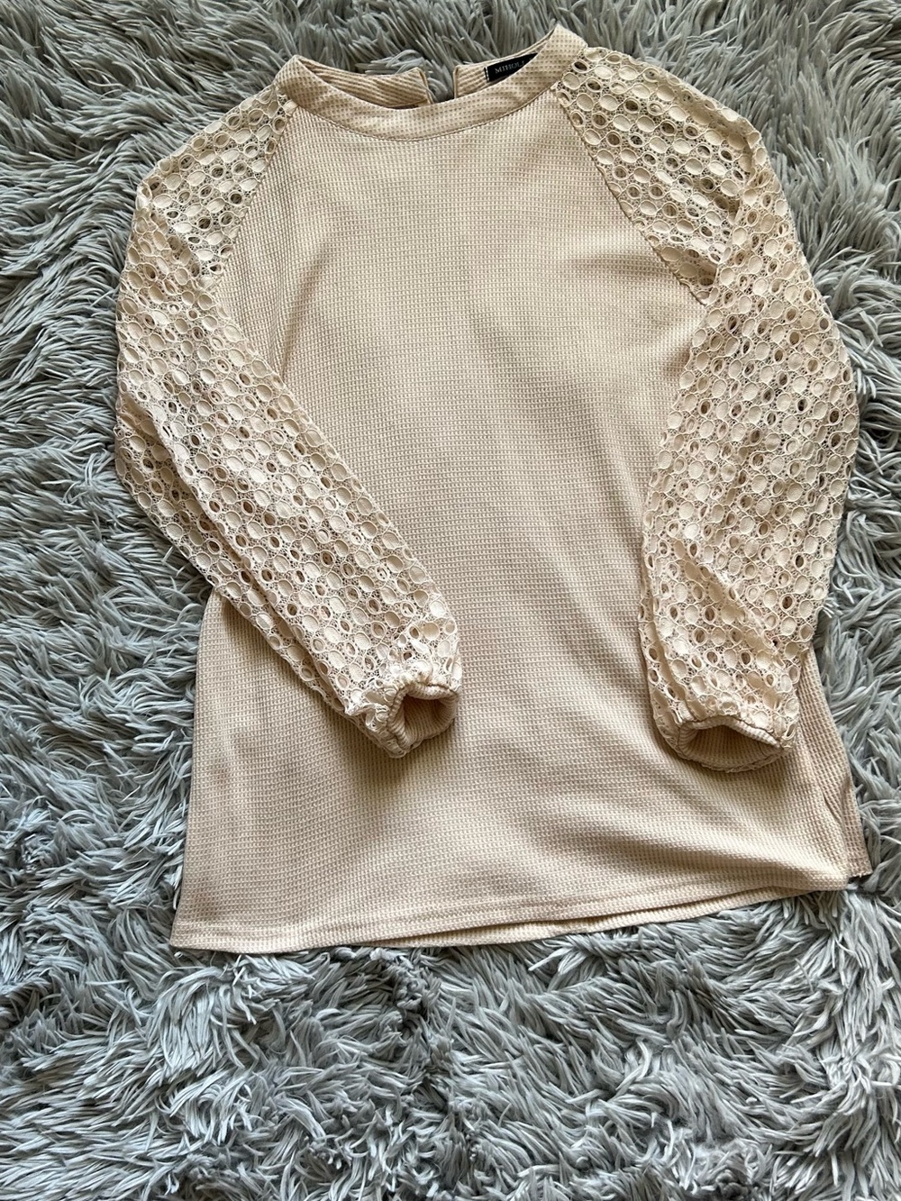 Lace-Sleeve Long Sleeve Top - Cream